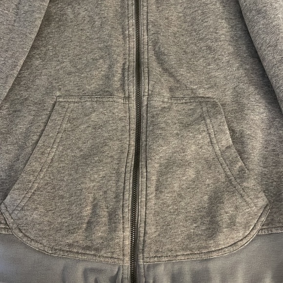 Gray hooded Reebok small zip up sweatshirt - Picture 2 of 3